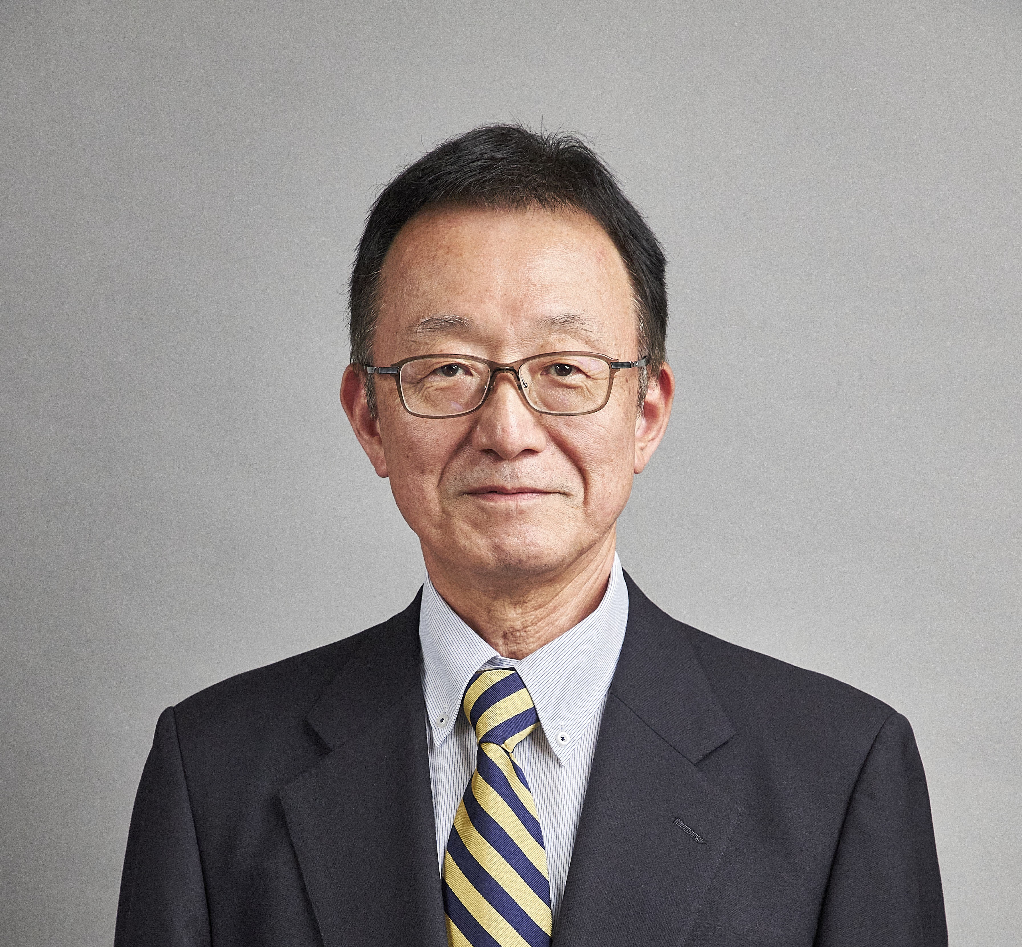 会長　三木英之